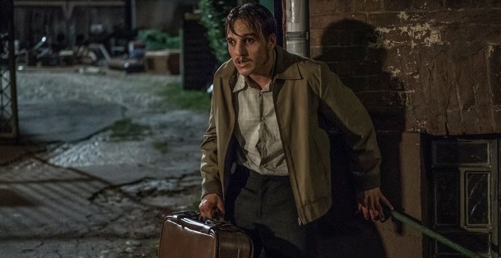 FATİH AKIN’IN YENİ FİLMİ GOLDEN GLOVE’DAN TÜRKÇE ALTYAZILI FRAGMAN GELDİ