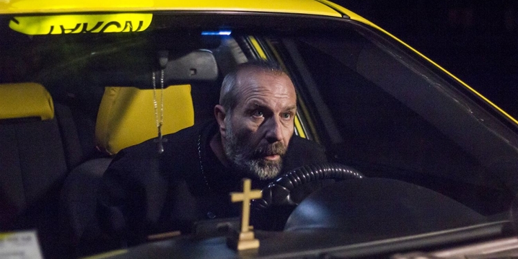 Sofya Taksi (2017): Ülkeyi Terk Eden Tanrı ve Çürümüş Eğitim Kurumları