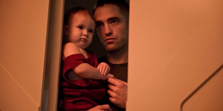 High Life: Bize Dair Geri Dönüşsüz Bir Yolculuk