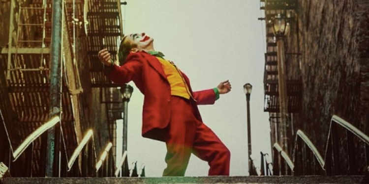 Aykırı Bir Kişilikten Şiddetin Sembolik Liderliğine: Joker (2019)