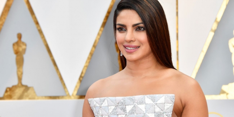 Priyanka Chopra, The Matrix 4’un Kadrosuna Katılıyor