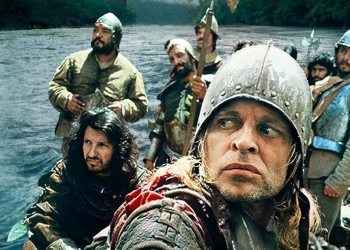 Aguirre (1972) : Ciddiyetle Sahnelenen Bir Fars Olarak Tarih