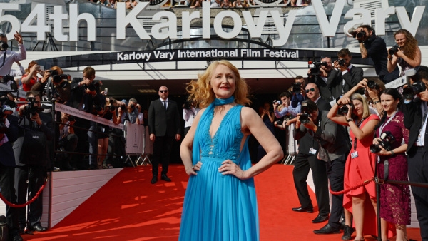 Karlovy Vary Film Festivali İnternete Taşınmayacak