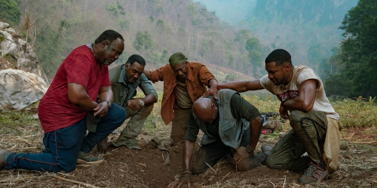 Bitmeyen Savaşa Bir Ziyaret: Da 5 Bloods (2020)