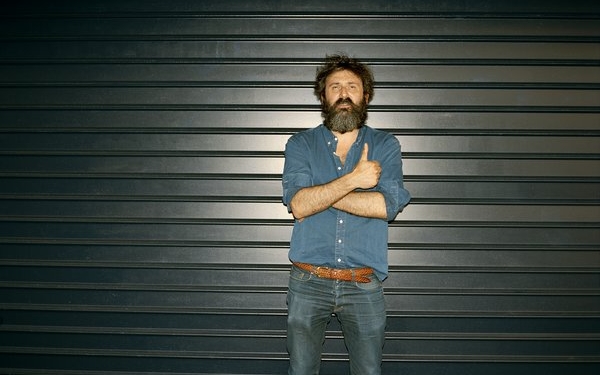 Quentin Dupieux’un Yeni Filmi “Mandibules”dan Fragman Yayımlandı