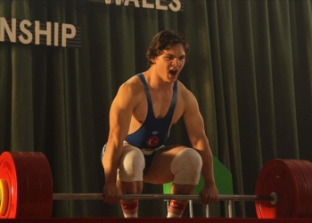 İstanbul’un Tek Plaj Sineması Açıldı