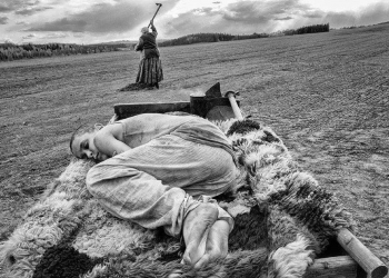 Siyahın Bin Bir Rengi: The Painted Bird (2019)