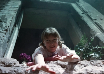 Anlam ve Hayaletleri: Iluminacja (1973)