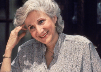 Akademi Ödüllü Oyuncu Olympia Dukakis Hayatını Kaybetti