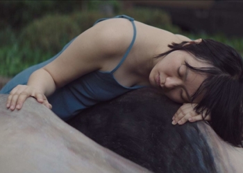 Tavşan Deliğinden Anne Karnına Bir Yolculuk: The Pregnant Ground (2019)