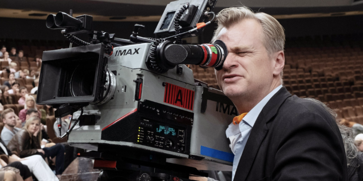 Robert Downey Jr. ve Matt Damon, Christopher Nolan’ın Yeni Filminde!