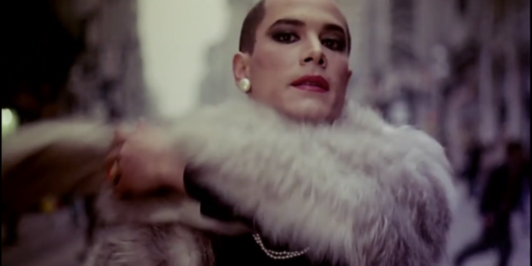 Devler ve Cüceler: Dönersen Islık Çal (1992)