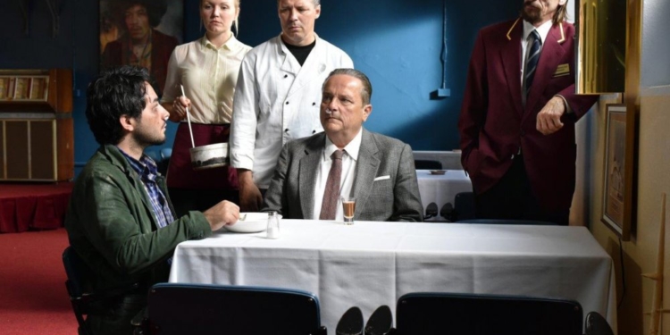 The Other Side of Hope (2017): Dost Musun Düşman Mısın?