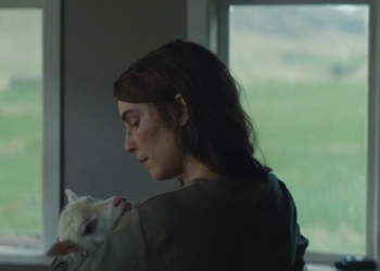 Tekinsizliğin Kıyılarında: Lamb (2021)