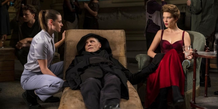 David Cronenberg İmzalı Crimes of the Future Filminden Yeni Fragman