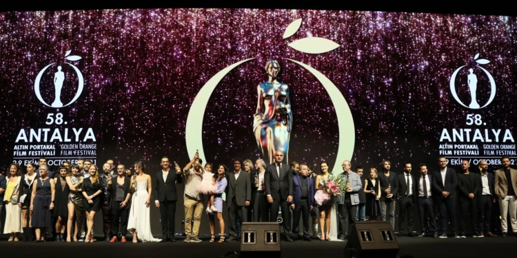 Altın Portakal Edebiyat Uyarlaması Senaryo Yarışması Başlıyor