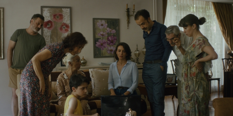 İtalya’dan Zuhal’e Senaryo ve Fipresci ödülleri