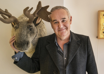 Adam Curtis: “Kurgu Yaparken Bazen Ağlıyorum”