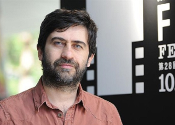 Emin Alper Kurak Günler