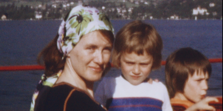 Arşivin Tanıdık Hüznü ve Gizli Heyecanı: The Super 8 Years (2022)