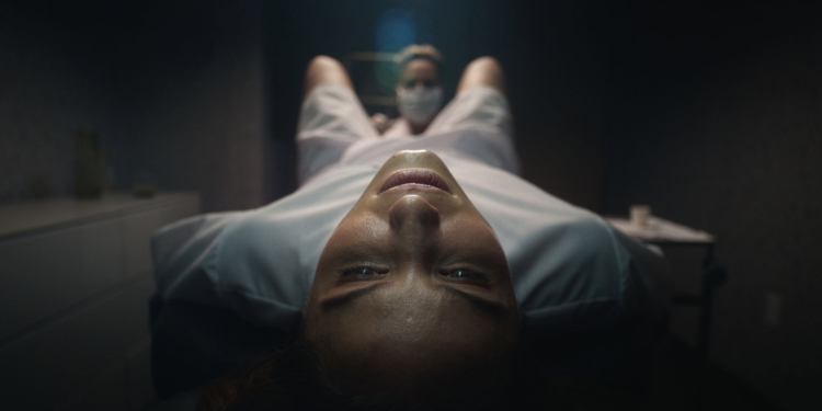 Clock Fragmanı ile Gerilime Davet Ediyor