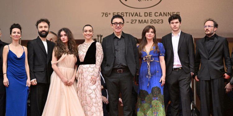 Cannes Film Festivali’nde Kuru Otlar Üstüne Rüzgârına Kapıldık