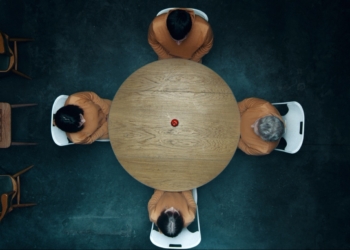 “Bir Zamanlar Gelecek: 2121” Londra’dan Ödülle Döndü