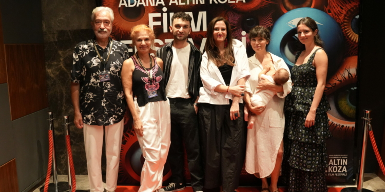 Altın Koza’da Açık Kapılar Ardında ile Suyun Üstü Seyirci ile Buluştu