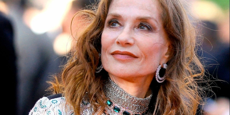 Isabelle Huppert, Dario Argento’nun Yeni Filminde Yer Alacak!