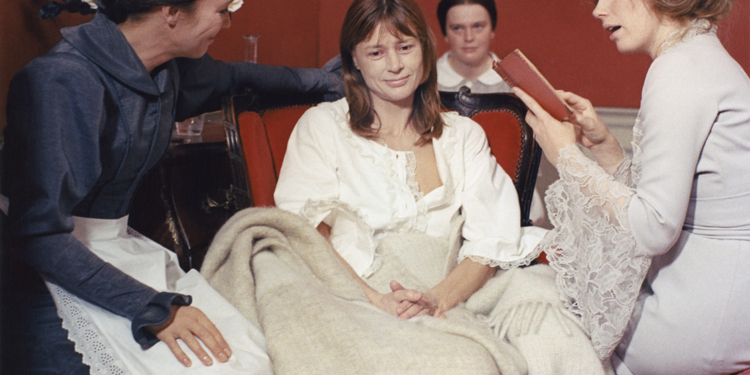 İstanbul Modern’de Yeni Bir Seçki: Düşten Maddeye