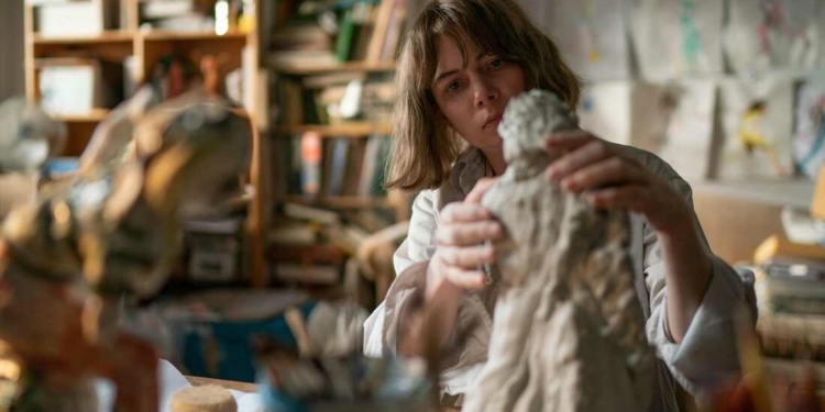 Kanadı Kırık Güvercin: Showing Up (2022)