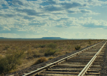 Uçsuz Bucaksız Topraklarda: Paris, Texas (1984)