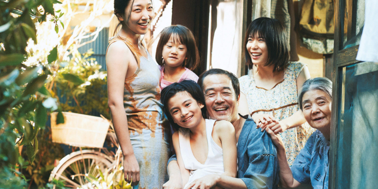 Bir Paradoks Hâli: Shoplifters (2018)