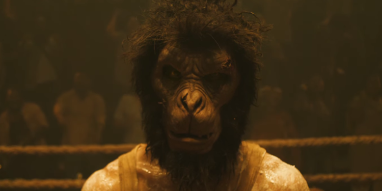 Dev Patel, Monkey Man Filminin Çekimlerinin Tam Bir Felaket Olduğunu Söyledi