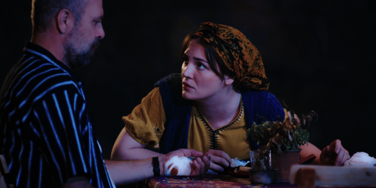 Ümit Ünal İmzalı Evcilik Filminden Yeni Klip