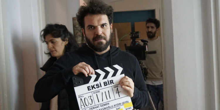 Ferhat Özmen ile Eksi Bir (2024) Filmi Üzerine Söyleşi