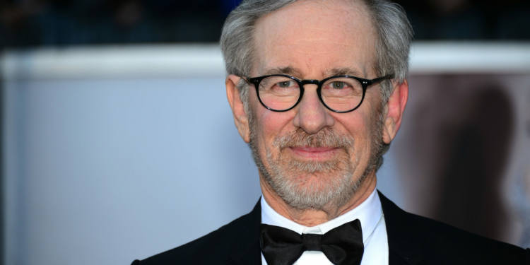 Steven Spielberg’ün Yeni Filmi Universal Studios Tarafından Ertelendi!