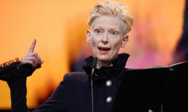 “İnsanlık Dışı Olan, Gözlerimizin Önünde”: Tilda Swinton’ın Tarihi Berlin Konuşması