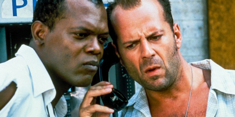 Samuel L. Jackson, Eski Dostu Bruce Willis’in Tavsiyesinin Hayatını Değiştirdiğini Açıkladı!