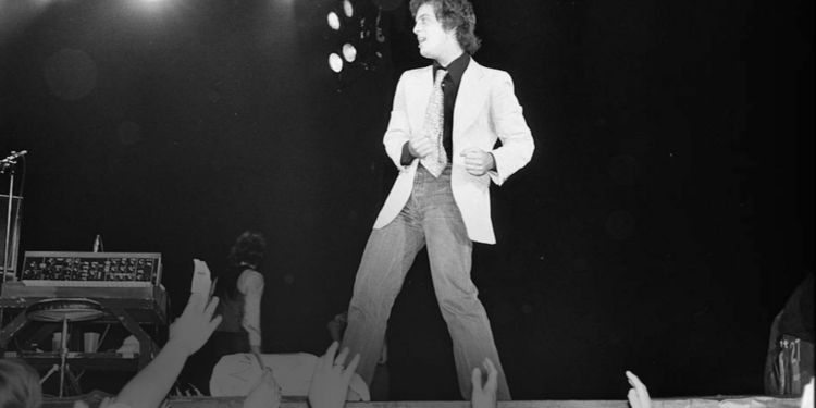 Billy Joel: And So It Goes’un prömiyeri Tribeca Festivali’nde gerçekleşecek