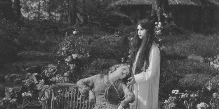 Pera Film’den, Sanatçıların Sineması Programı