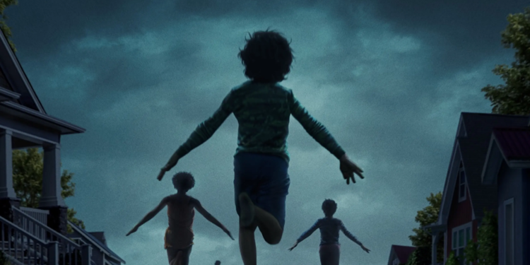 Weapons (2025): Küçük Bir Kasabada Korkunun ve Gerçeğin Katmanları