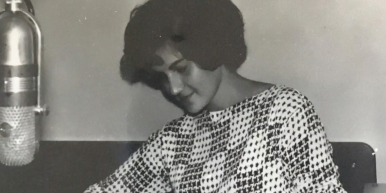 Biz Radyoyu Çok Sevdik (2024)