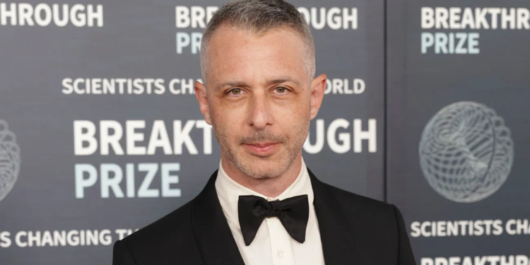 Jeremy Strong, The Social Network’un Devam Filminde Mark Zuckerberg’i Canlandıracak