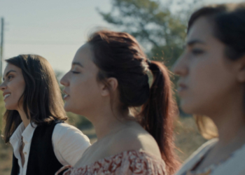 Yaşamın Merkezinden Uzak: Kıyıda (2023)