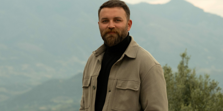 Bir Yıkımın İnşası Üzerine: Mehmet Ali Sevimli ile Yıkılmak (2025) Filmi Hakkında Bir Söyleşi