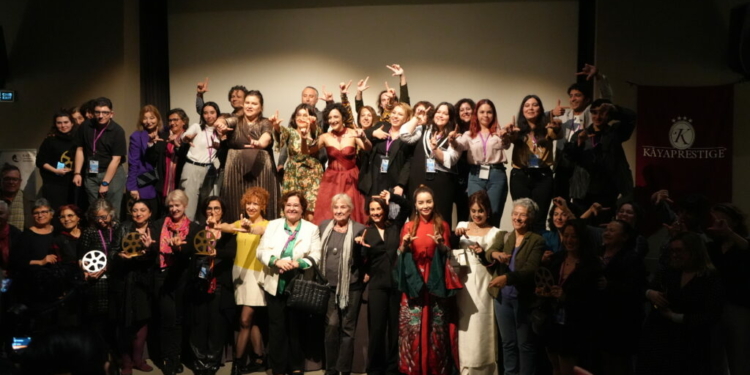 İzmir 9. Uluslararası Kadın Yönetmenler Festivali’nde Başvurular 15 Şubat’ta Sona Eriyor!