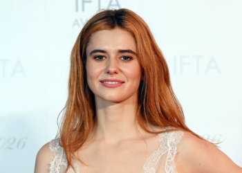 Alison Oliver, “Bad Bridgets” ile Yükselişini Sürdürüyor