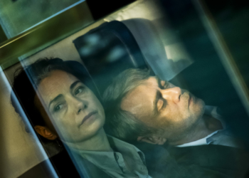 Sarı Zarflar (2026): İnsan Neyle Yaşar?