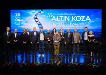 Adana Altın Koza’da Onur Ödülleri Sahiplerini Buldu! 7. Günde Ferzan Özpetek Masterclass’ı ve Patates Kızartması ile Beklenti’ye Dünya Prömiyeri